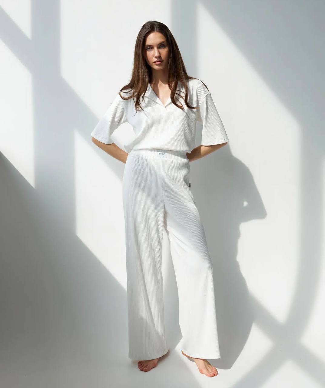 Трендовый цвет брюк зимы-2025