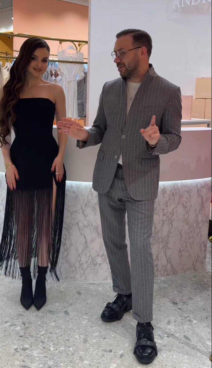 Сукня від Андре Тана на Новий рік